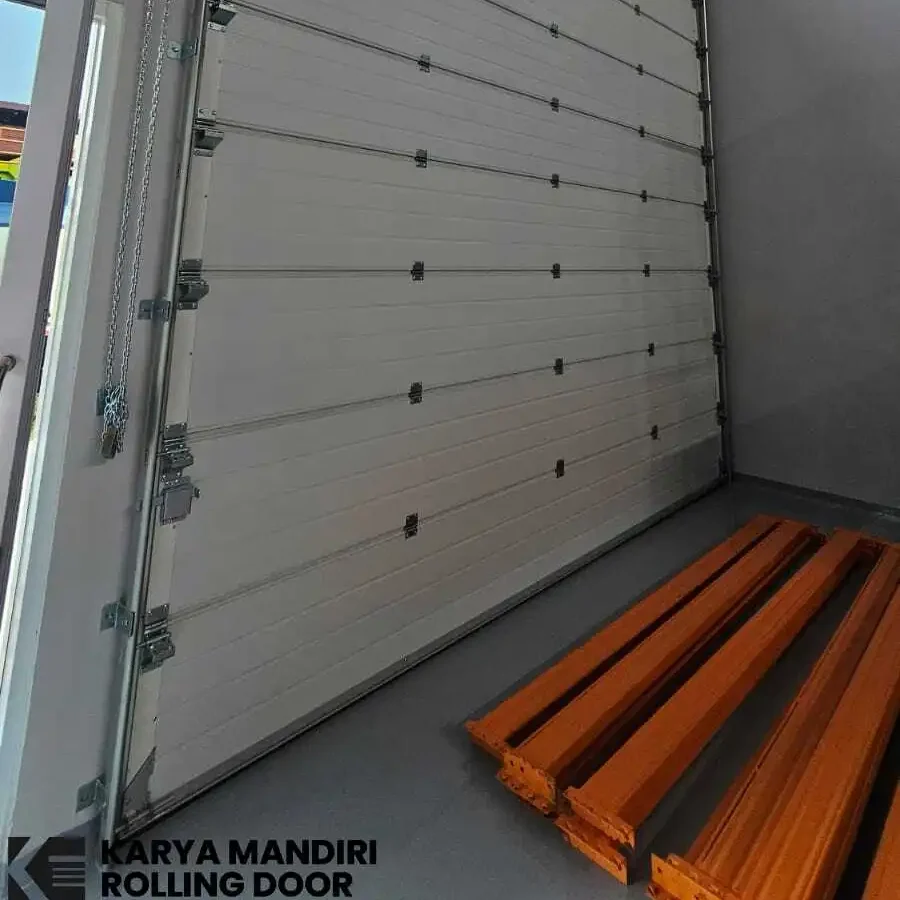 pasang rolling door mesin